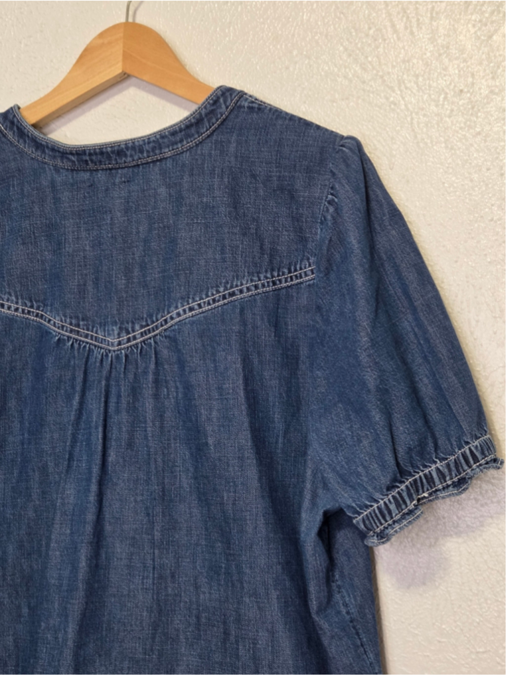 Anthropolgie Aly Denim Puff-Sleeve Blouse Women's Size XL Pilcro White Stitch - Picture 8 of 12
